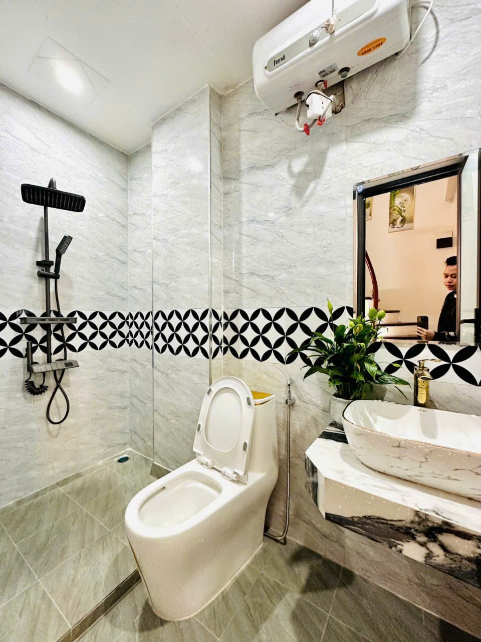 z6353961046969_784855a7d2ae9363e1c4784d8f8c9c60