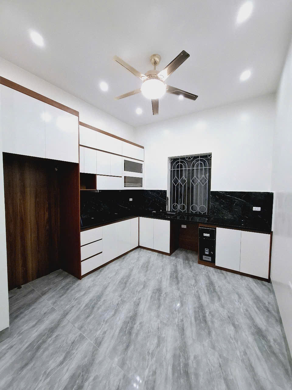 z6404613423816_6922c4e60a9bafe25a5cbc05d411f909 z6404613423816_6922c4e60a9bafe25a5cbc05d411f909